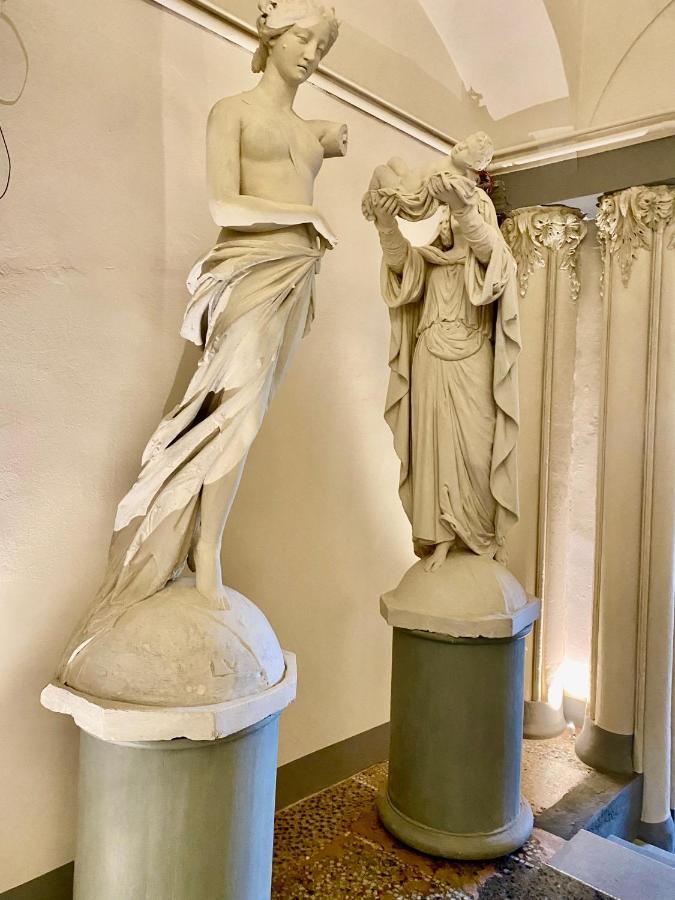 Palazzovilla Historic Building Luxury Suite Florence Exterior photo